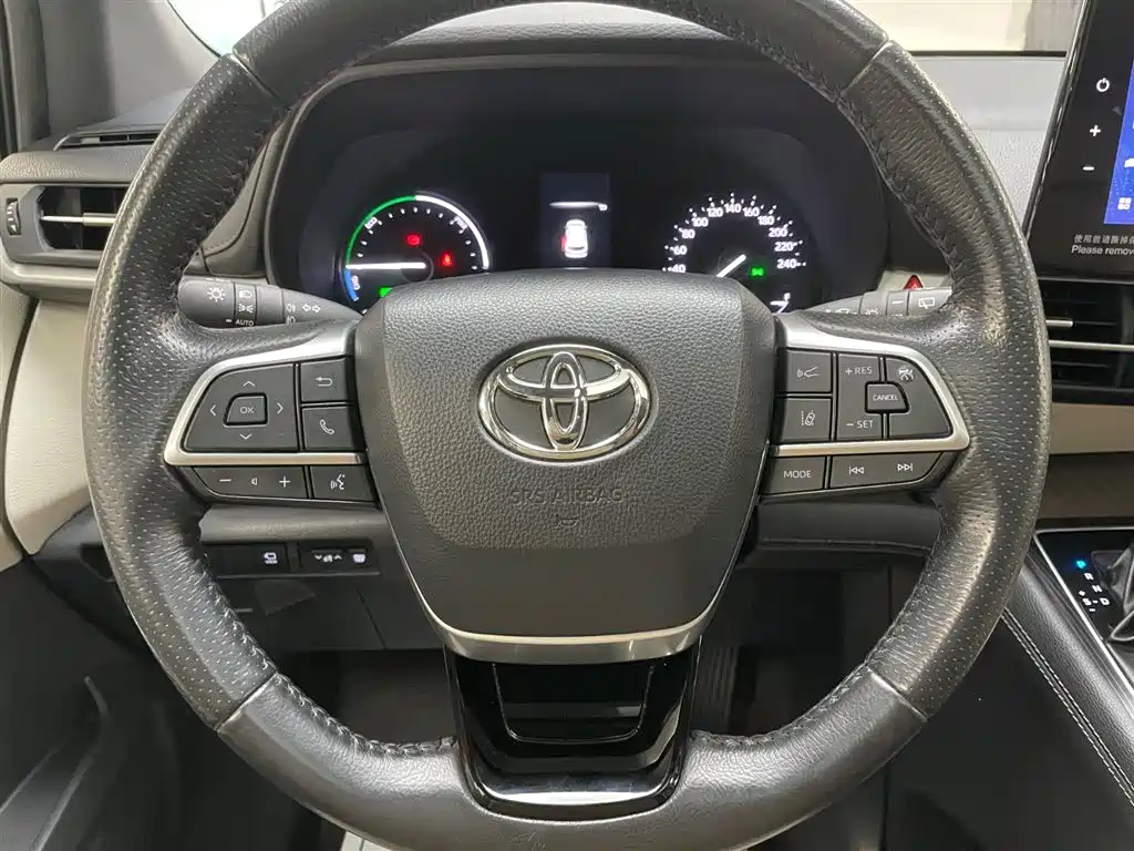 Toyota Sienna 2023 2.5L Hybrid Premium