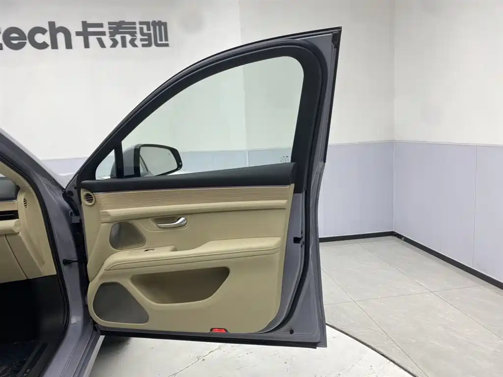 AITO M5 2024 EREV Max RS AWD Advanced Intelligent Driving Edition