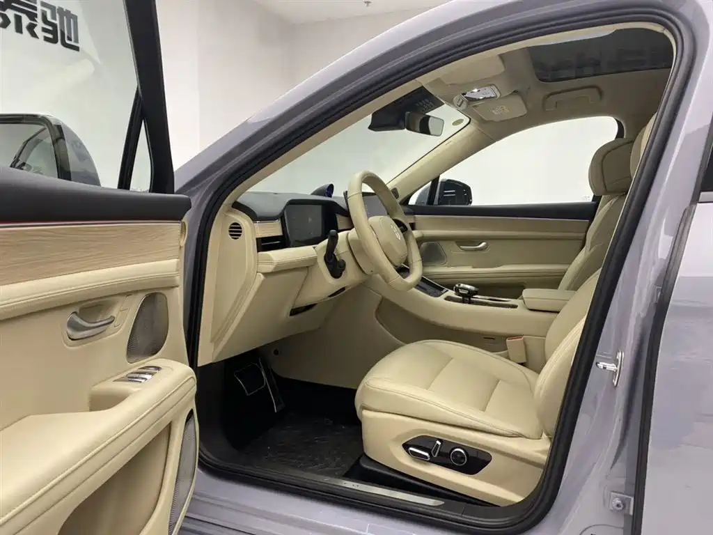AITO M5 2024 EREV Max RS AWD Advanced Intelligent Driving Edition