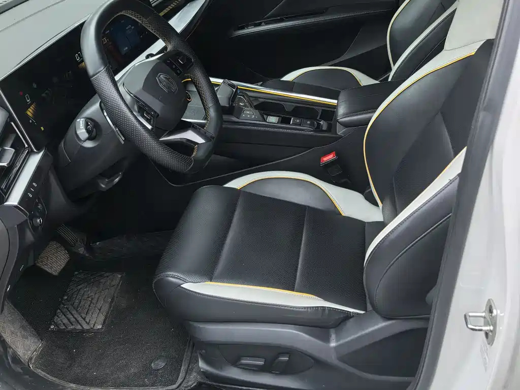 MG5 Scorpio 2022 1.5T Deluxe