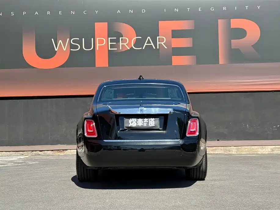 Rolls-Royce Phantom 2018 6.7T Extended Wheelbase