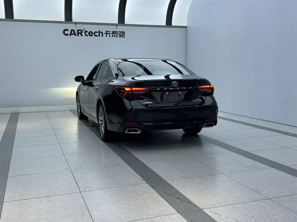 Toyota Avalon 2019 2.0L Luxury Version (China VI)
