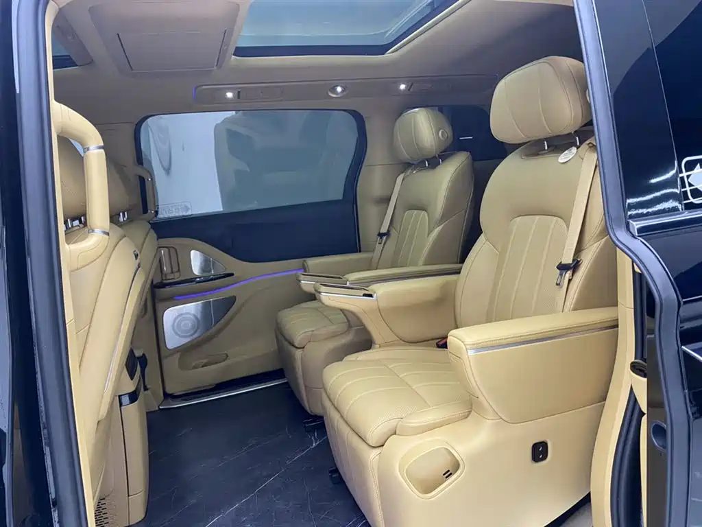 Voyah Dreamer 2025 PHEV AWD Premium Kunpeng Edition