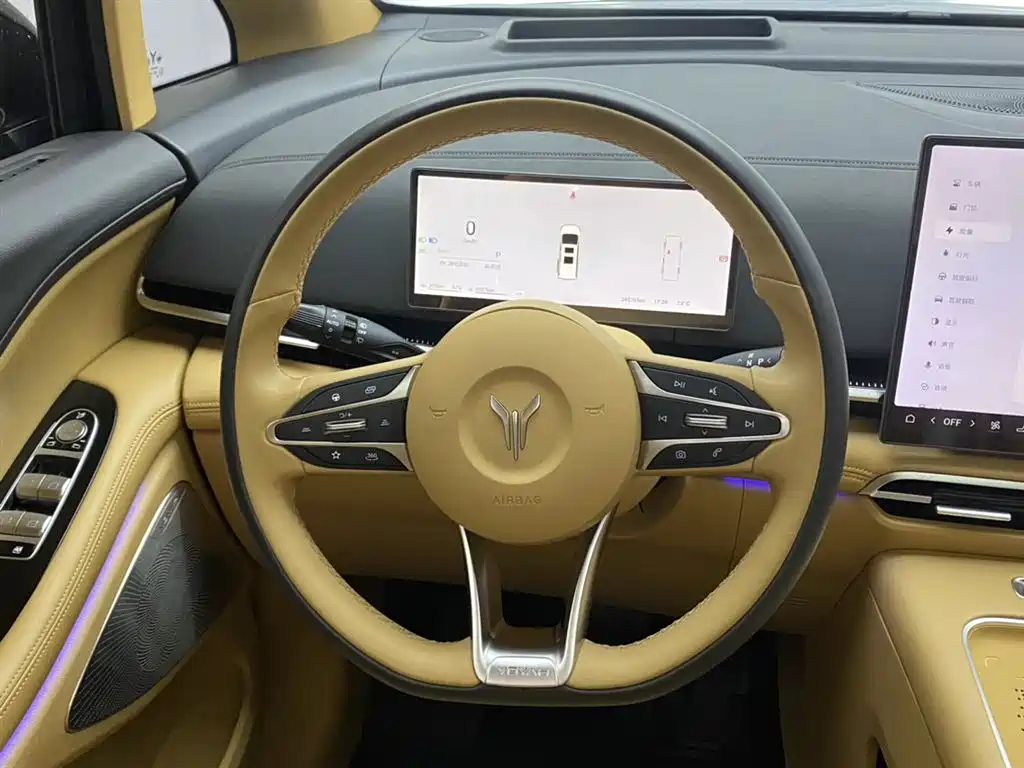 Voyah Dreamer 2025 PHEV AWD Premium Kunpeng Edition