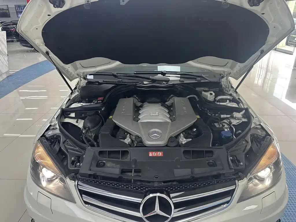 Mercedes-Benz C-Class AMG 2010 AMG C 63 Dynamic Edition Enhanced Version
