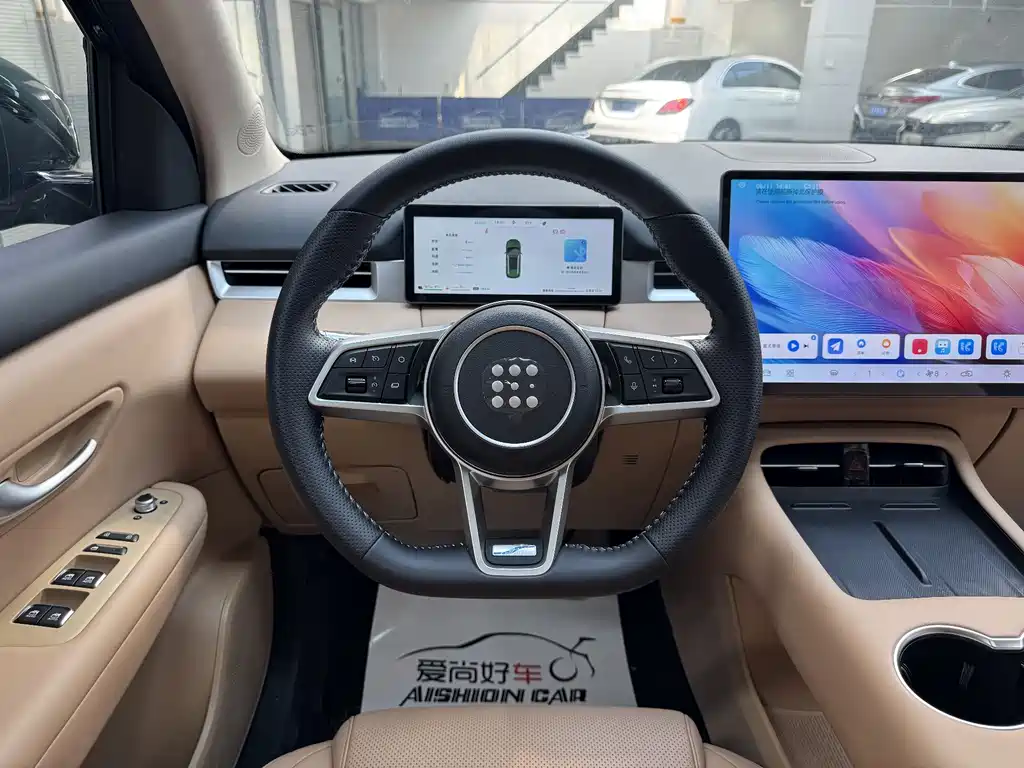 Lan Dian E5 PLUS 2025 165km Long Range Priority Edition 5-Seater