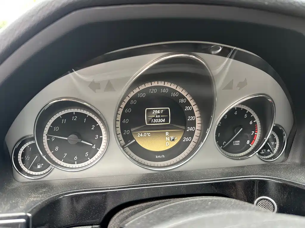 Mercedes-Benz E-Class 2012 E 300 L Fashion