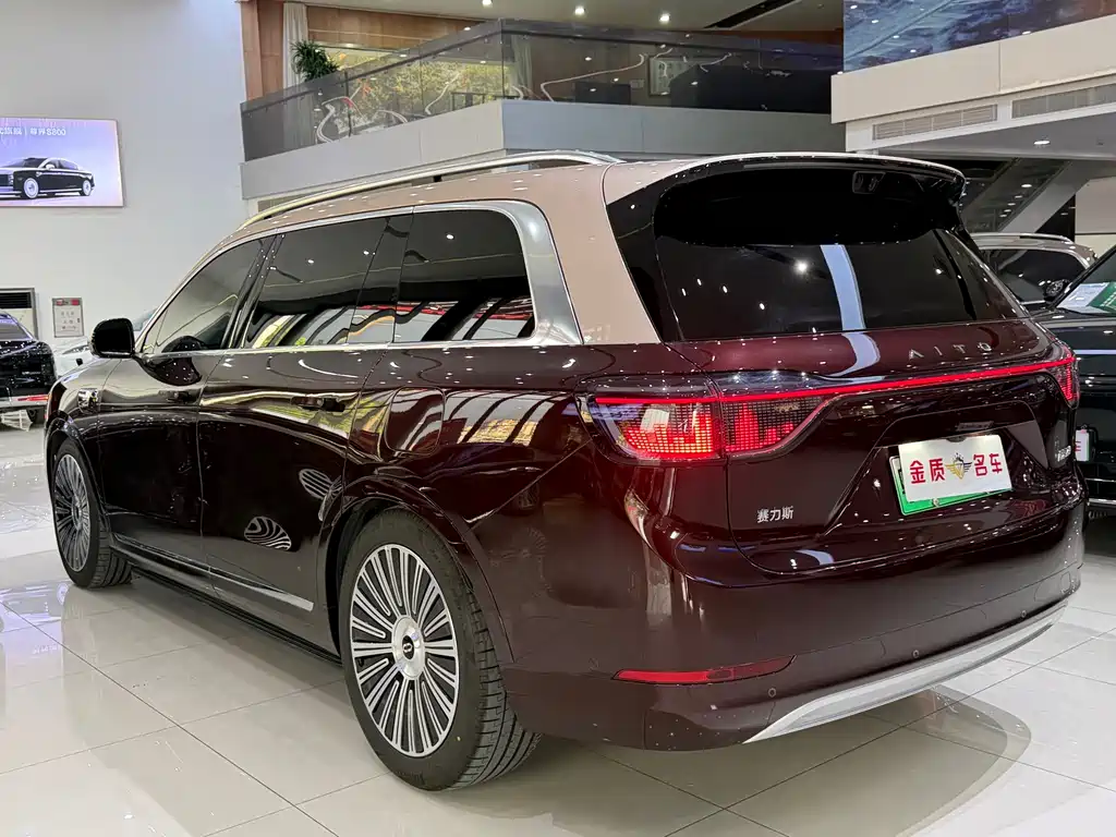 AITO M9 2025 Extended Range Ultra 52kWh 6-Seater 192-Line LiDAR