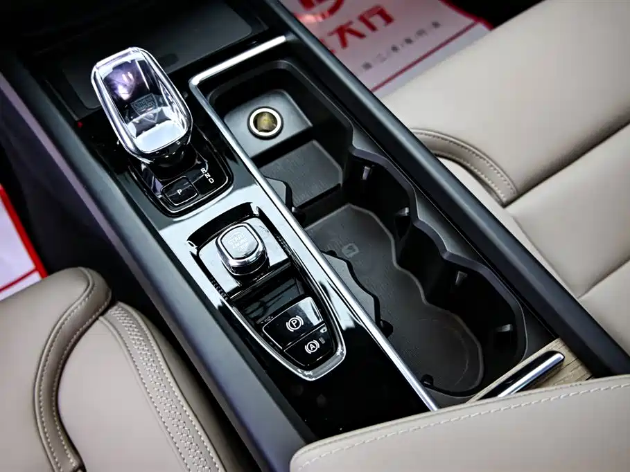 Volvo XC60 2026 B5 AWD Inscription