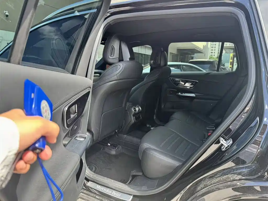 Mercedes-Benz GLC 2024 GLC 300 L 4MATIC Dynamic 5-Seater