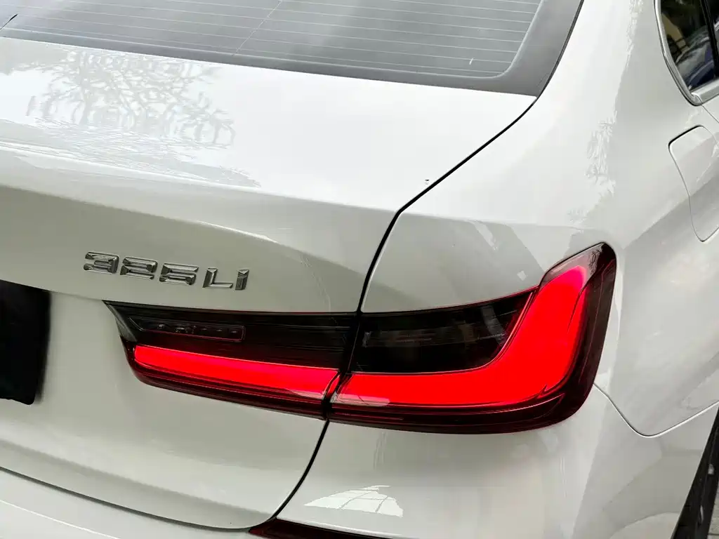 BMW 3 Series 2022 325Li M Sport Package