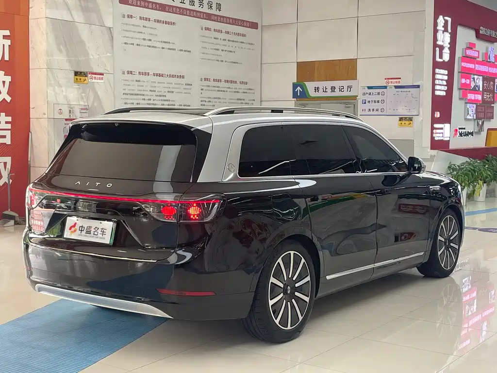 AITO M9 2024 EREV Max 52kWh 6-Seater