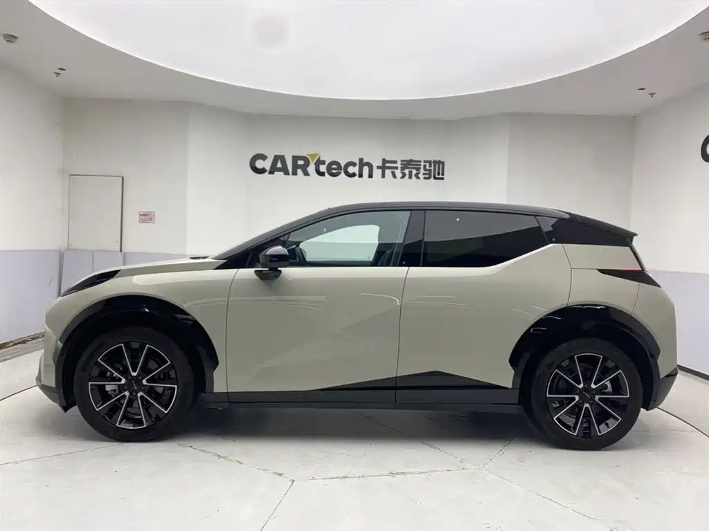 Zeekr X 2025 4-Seat RWD Magic Cube Edition