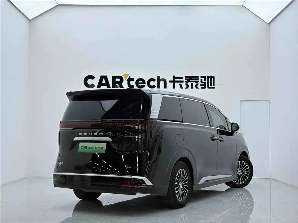 Denza D9 2022 DM-i 970 AWD Flagship