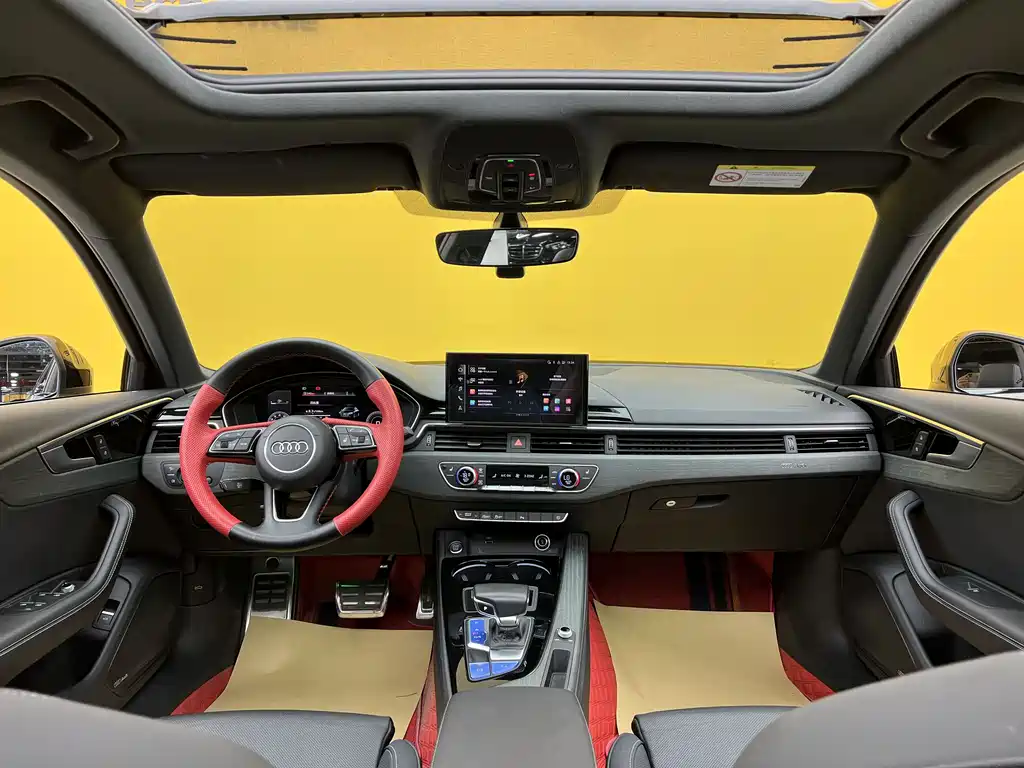 Audi A4L 2023 40 TFSI Luxury Dynamic Edition