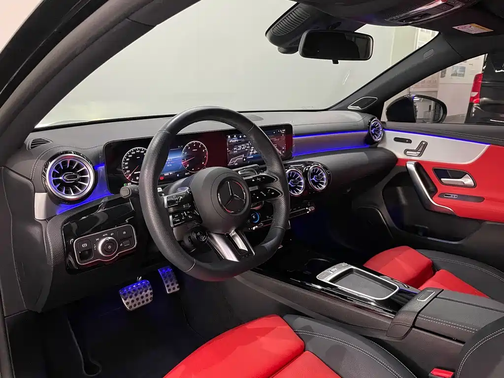 Mercedes-Benz A-Class AMG 2025 Facelift AMG A 35 L 4MATIC