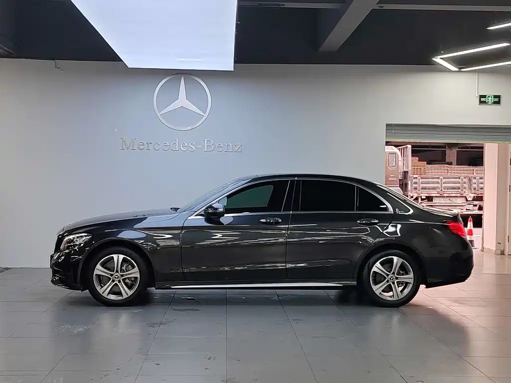 Mercedes-Benz C 260 L Sport 2021
