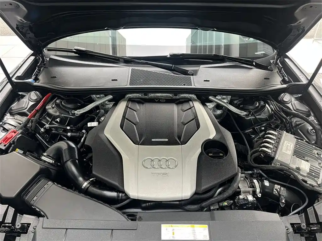Audi A6L 2020 55 TFSI quattro Exclusive Dynamic Edition
