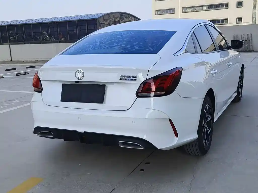 MG5 2021 180DVVT CVT Youth Fashion Edition