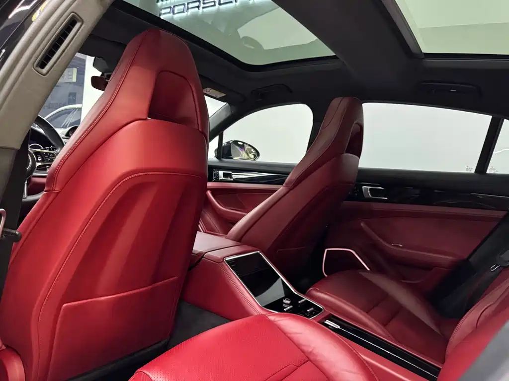 Porsche Panamera 2.9T
