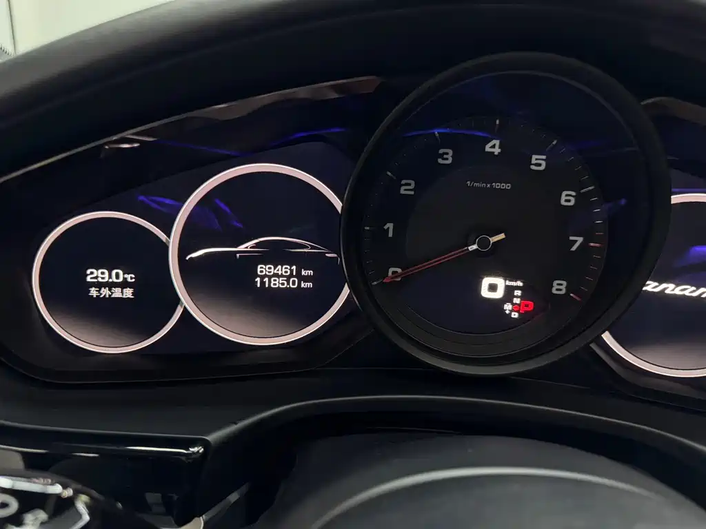 Porsche Panamera 2.9T