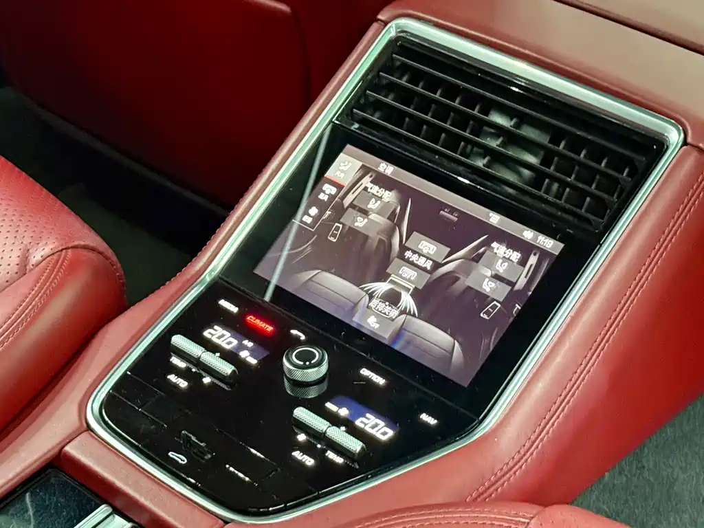Porsche Panamera 2.9T