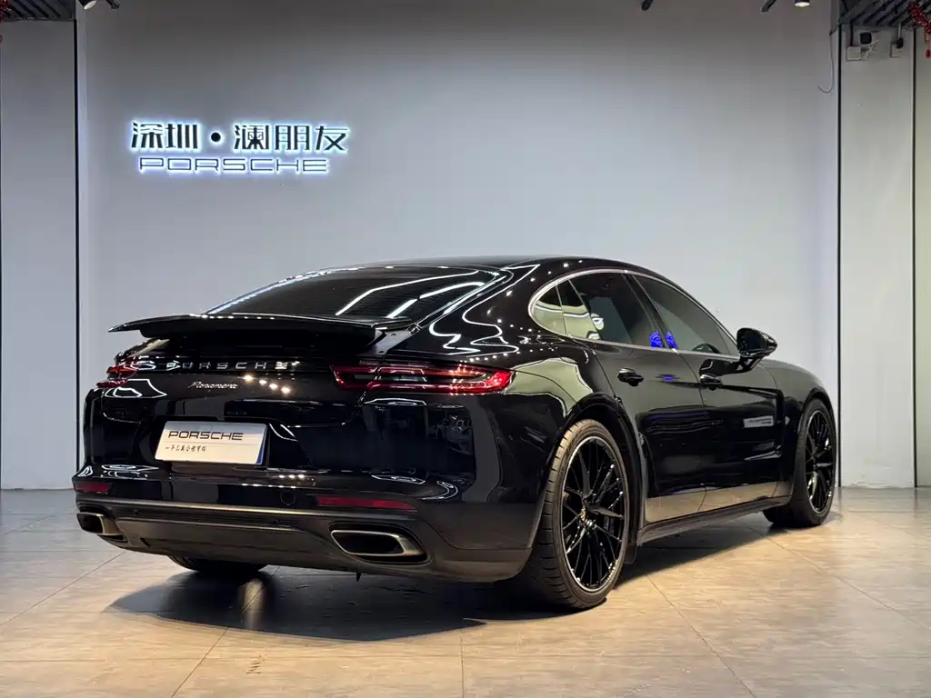 Porsche Panamera 2.9T
