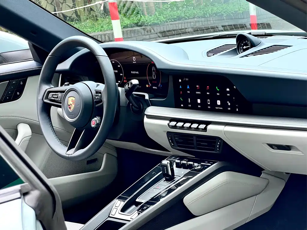 Porsche 911 2025 Carrera 3.0T