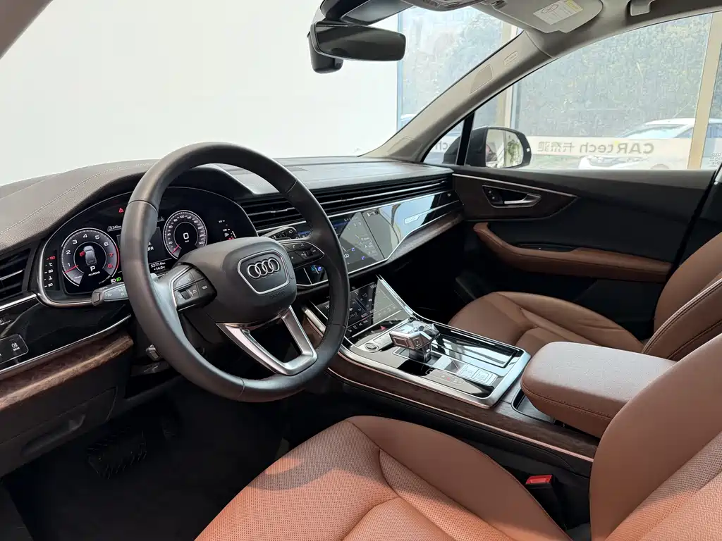 Audi Q7 2022 55 TFSI quattro S line