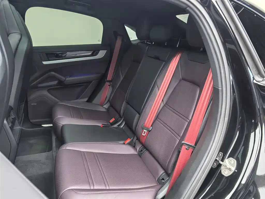 Porsche Cayenne Coupé 3.0T 2024