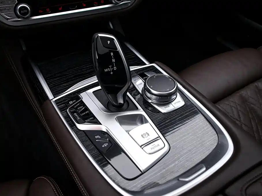 BMW 7 Series 2021 740Li Leading M Sport Package