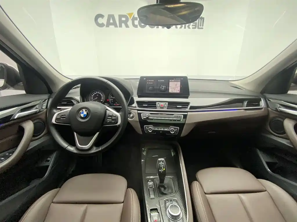 BMW X1 2020 sDrive25Li Leading Edition