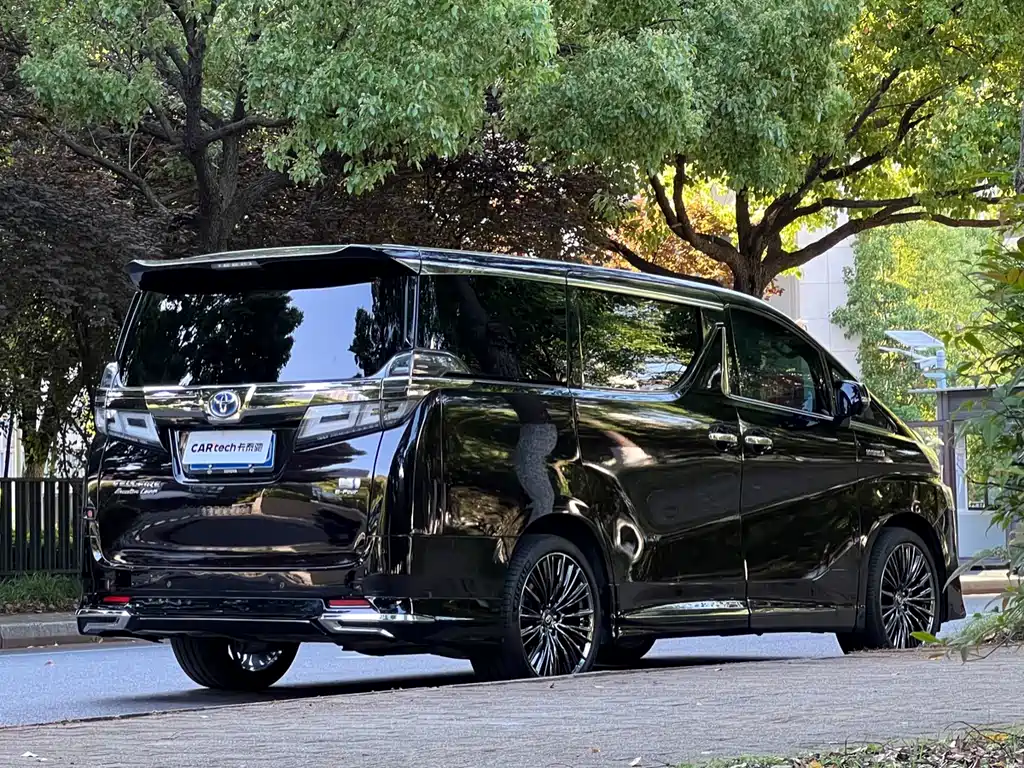 Toyota Vellfire 2019 Hybrid 2.5L HV Premium Edition