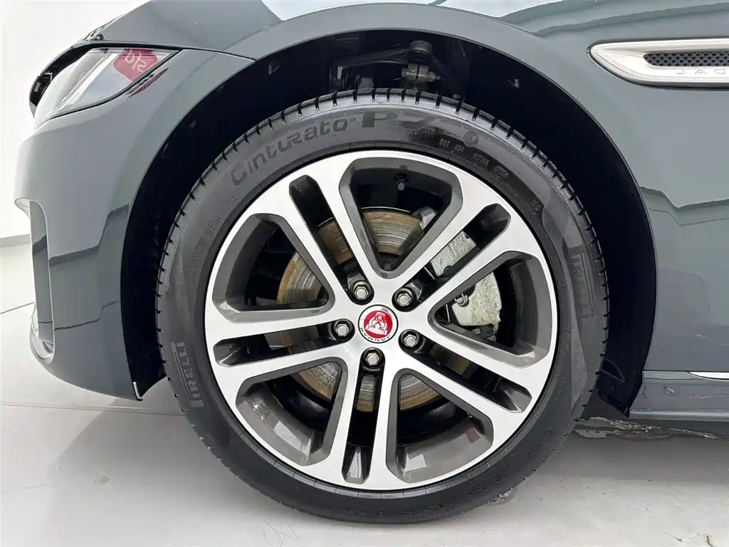 Jaguar XEL 2024 2.0T 250PS R-DYNAMIC S