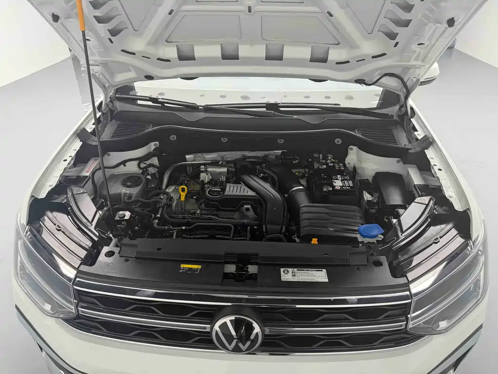 Volkswagen Tharu 2024 300TSI FWD Full Moon Edition