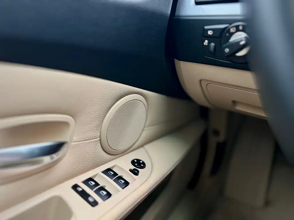 BMW 5 Series 2008 523Li Luxury