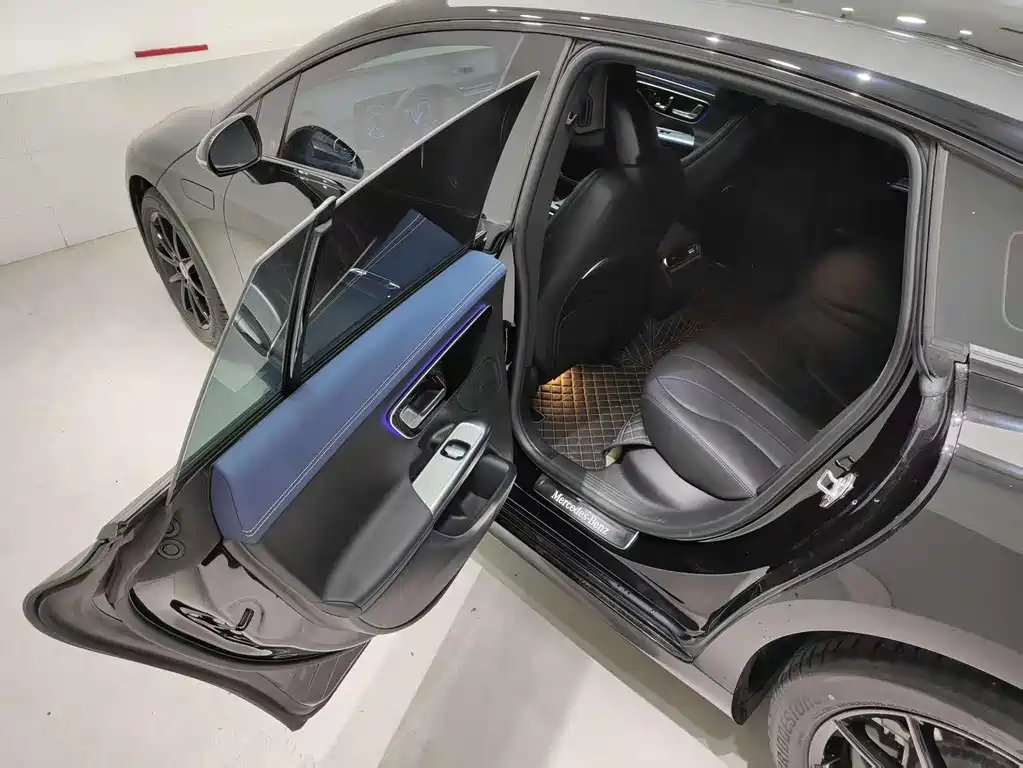 Mercedes-Benz EQE 350 2022