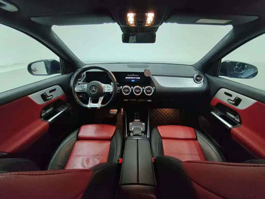 Mercedes-AMG GLA 35 4MATIC 2021