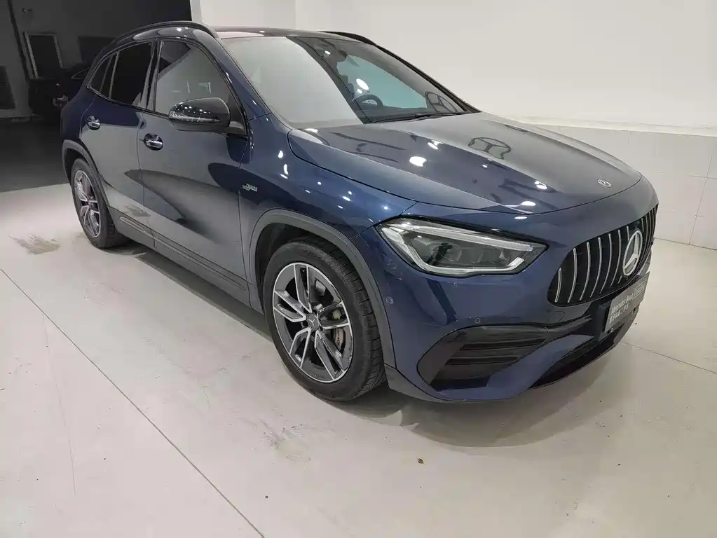 Mercedes-AMG GLA 35 4MATIC 2021