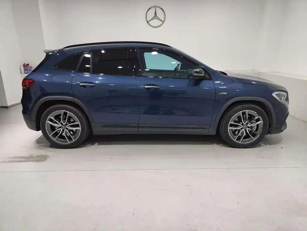 Mercedes-AMG GLA 35 4MATIC 2021