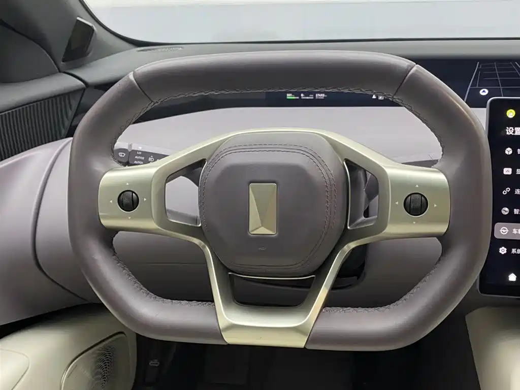 Avatr 12 2025 Ultra AWD BEV