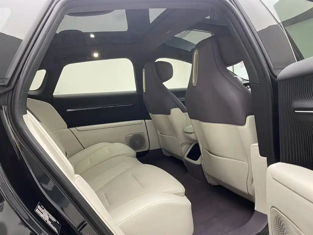 Avatr 12 2025 Ultra AWD BEV