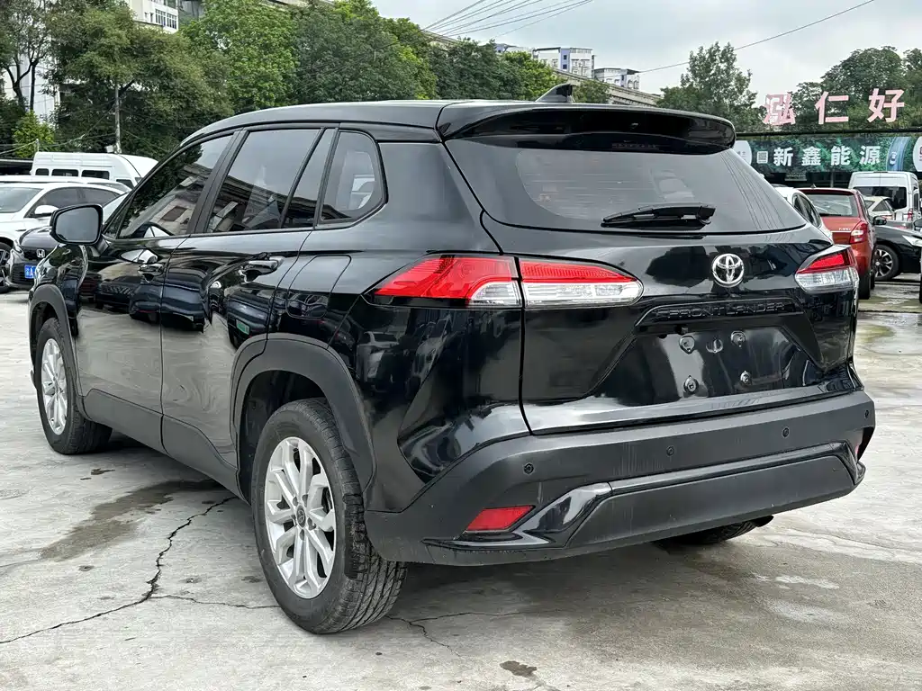 Toyota Frontlander 2023 2.0L CVT Leading