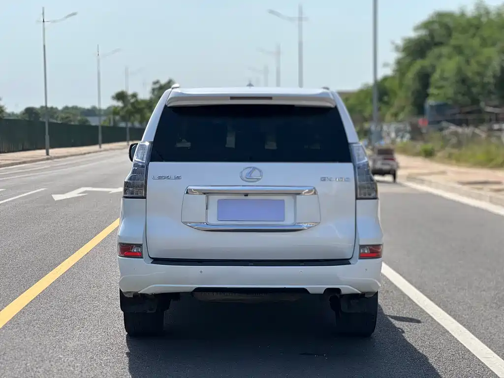 Lexus GX 460