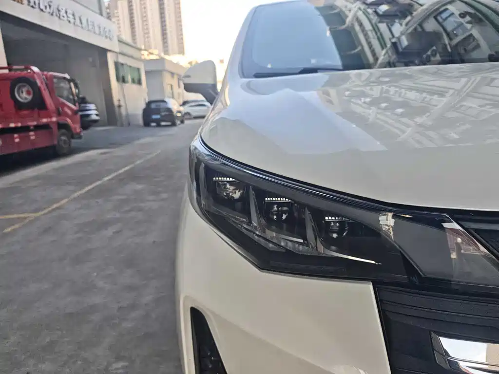 Trumpchi M6 2021 PRO 270T DCT Premium Edition