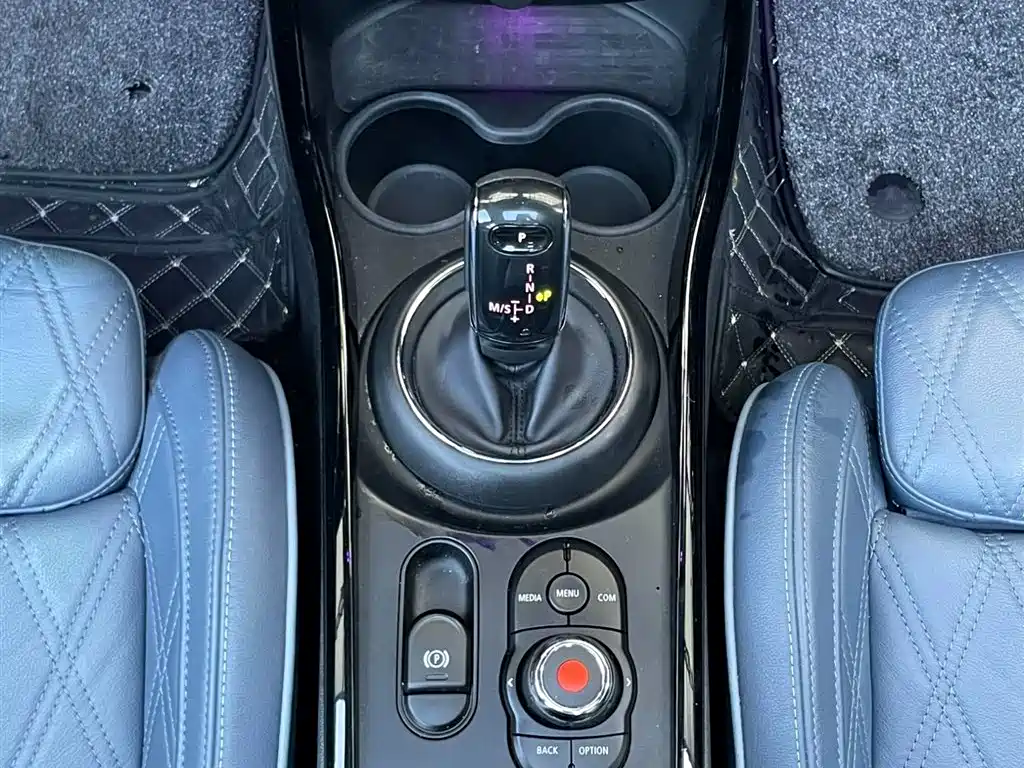 MINI Clubman 2019 1.5T Cooper Connoisseur