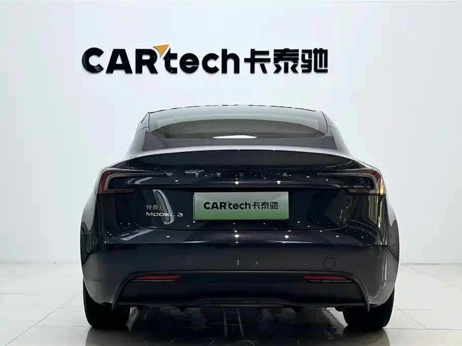 Model 3 2023 Rear-Wheel Drive