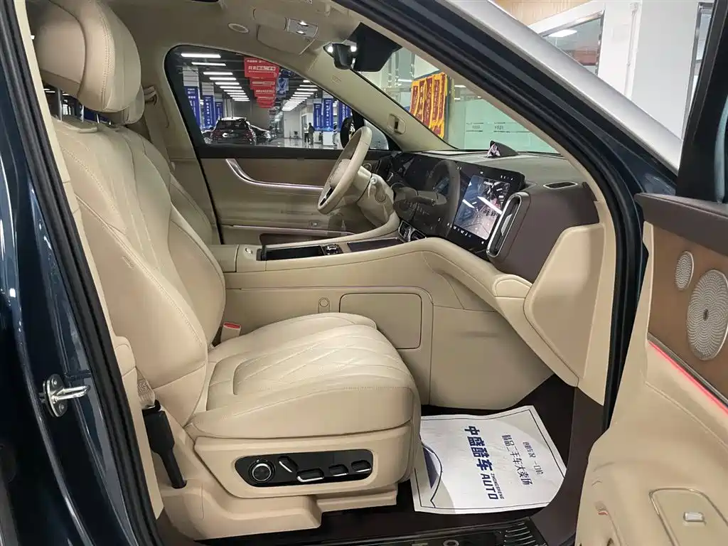 AITO M9 2024 Extended Range Max 42kWh 6-Seater