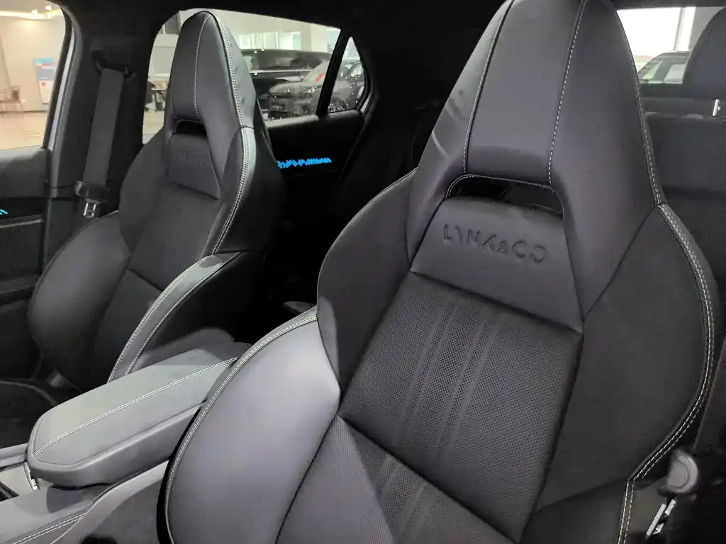 Lynk & Co 03 2026 2.0TD Ultra