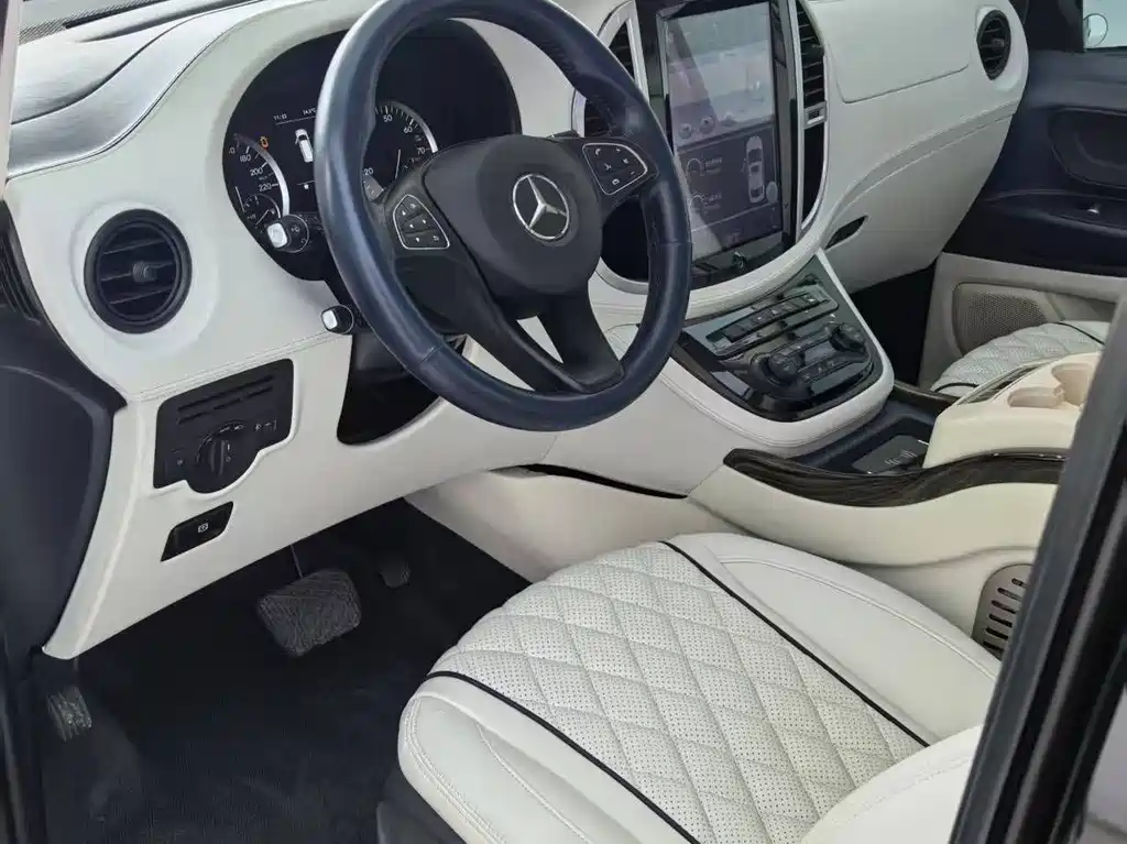 Mercedes-Benz Vito 2016 2.0T Elite
